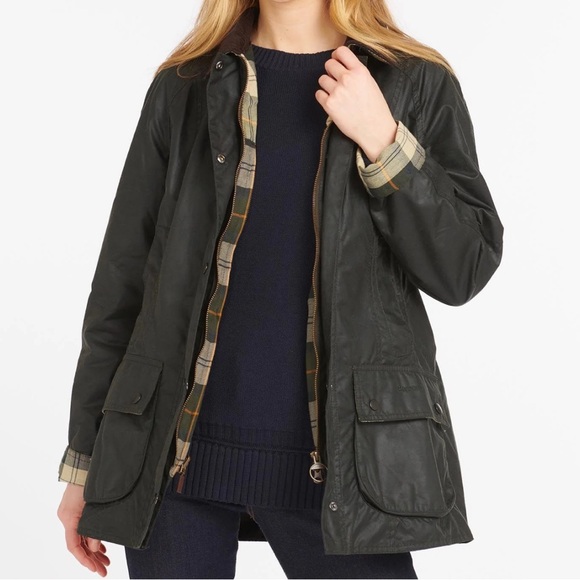 Barbour Beadnell olive green waxed jacket - Picture 1 of 16